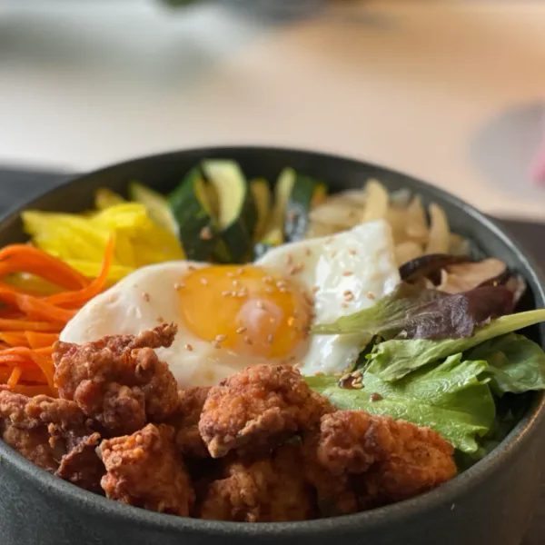 Bibimbap - Sprød Kylling 